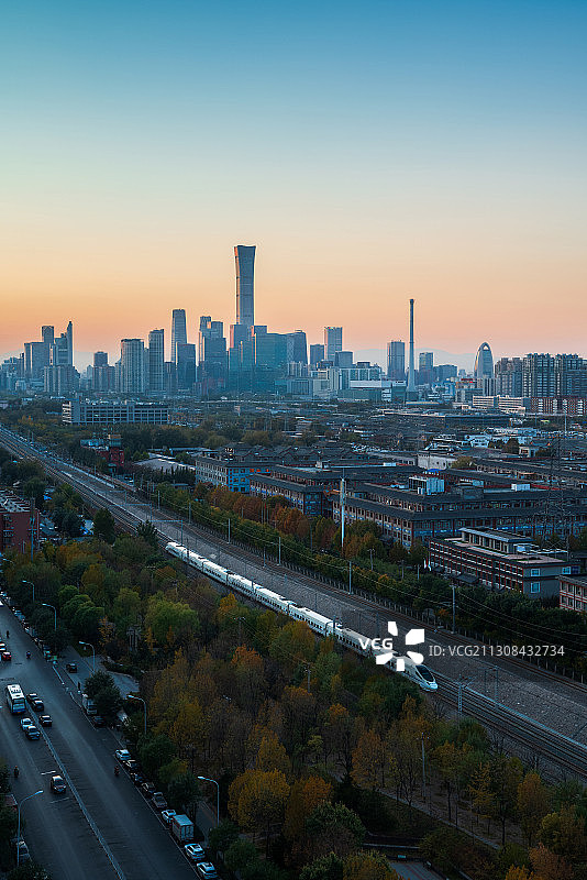 秋天的北京城市天际线图片素材