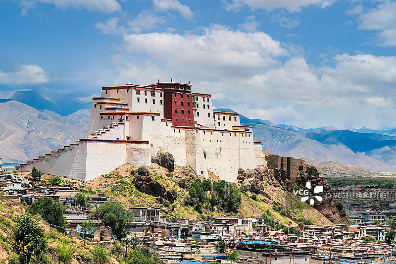 中国西藏日喀则市江孜宗山遗址小布达拉宫图片素材