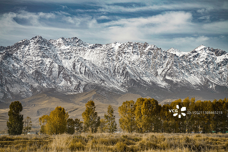 祁连雪山图片素材
