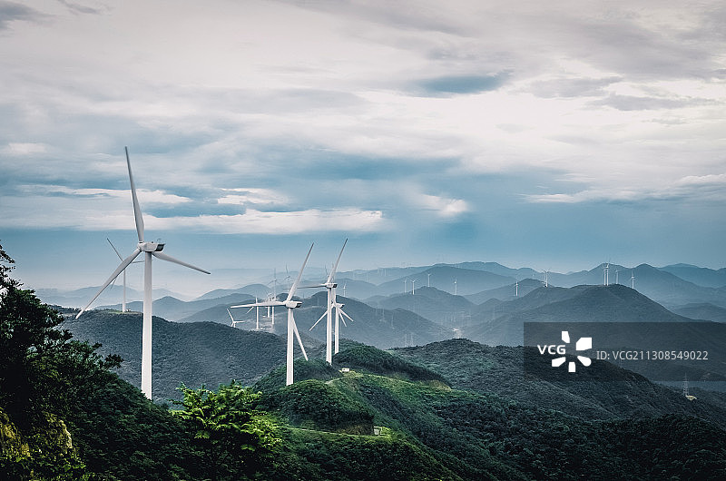 山顶风电场图片素材