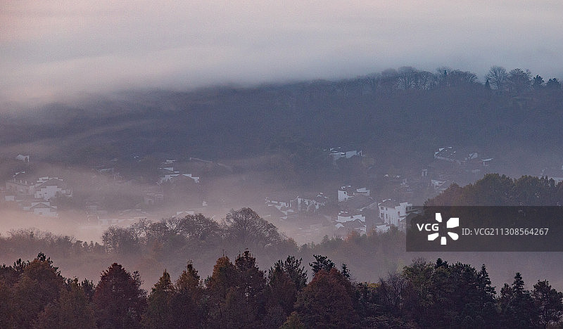 云中仙居，泾县查济古镇图片素材