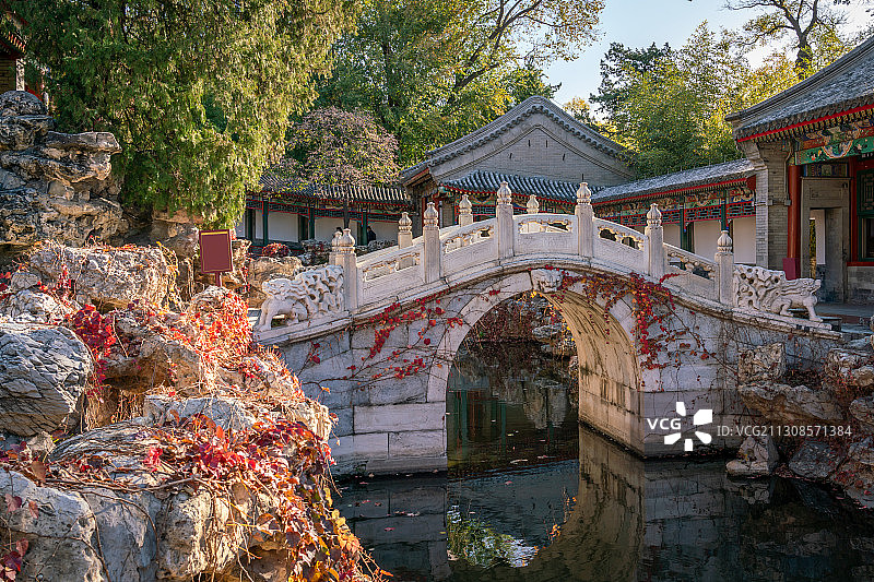 北海静心斋碧水蓝天图片素材