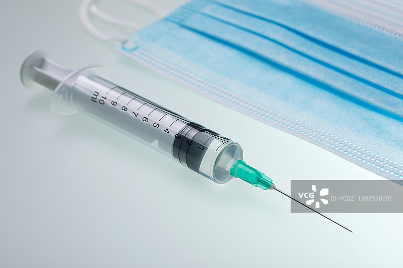 防流感口罩与注射器图片素材