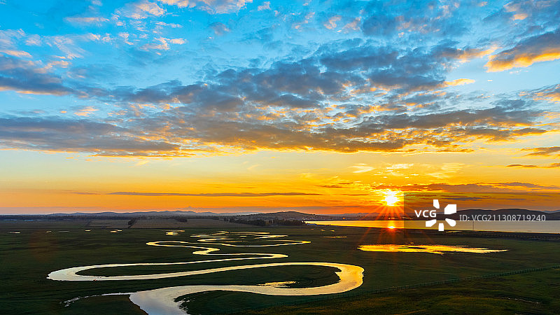 夕阳罩滦河图片素材