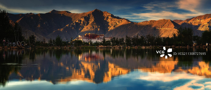 圣城—布达拉宫图片素材