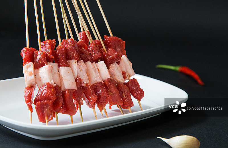 黑色背景火锅食材烧烤串串静物图片图片素材