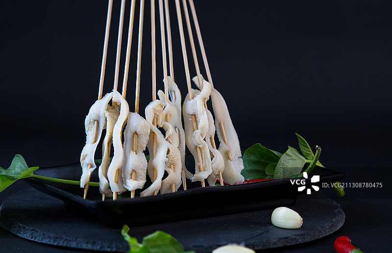 黑色背景火锅食材烧烤串串静物图片图片素材