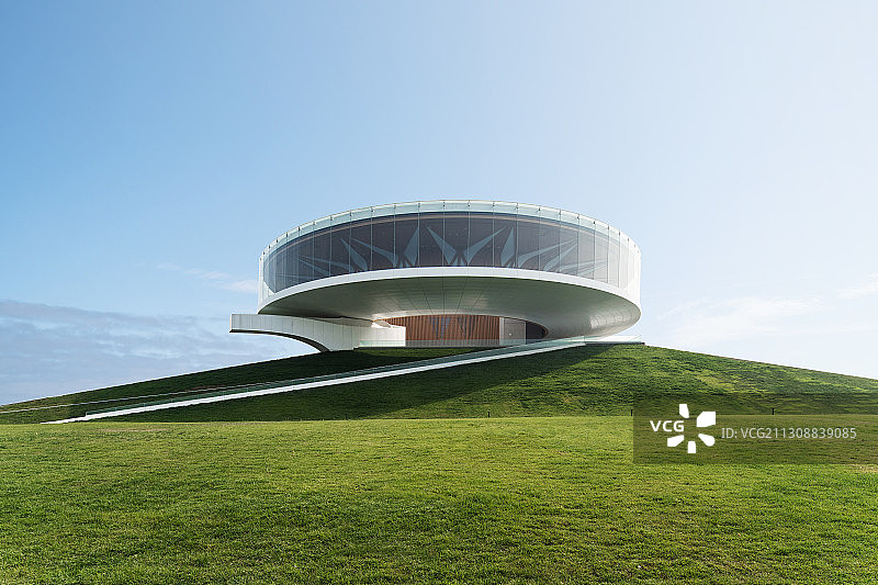 现代科技建筑和地面图片素材