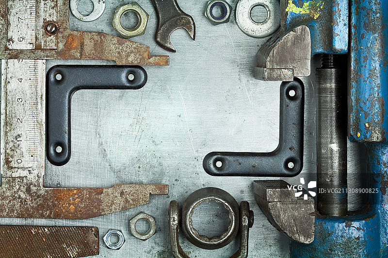 桌上的工作工具俯视图图片素材