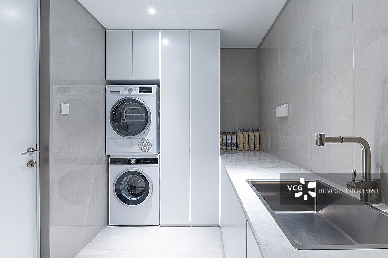 现代都市高端住宅洗衣房图片素材