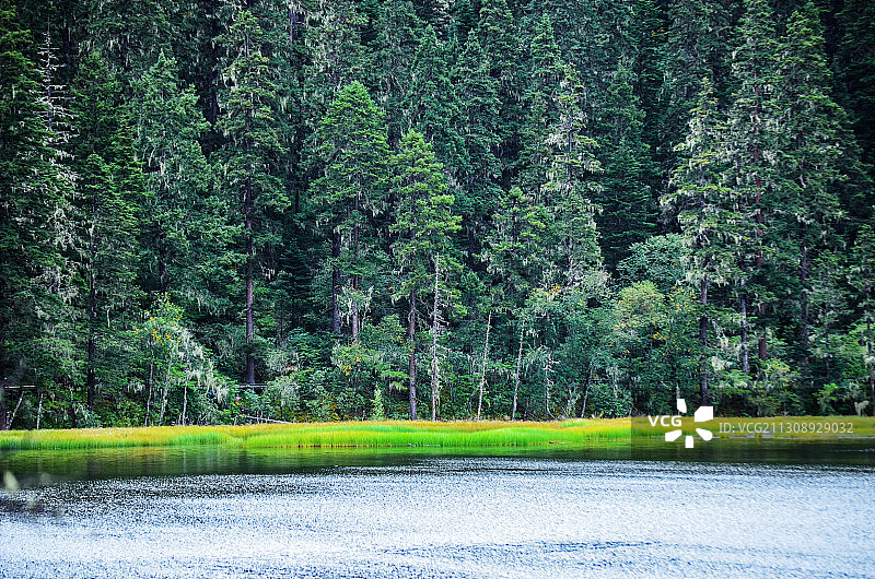 云南香格里拉风光图片素材