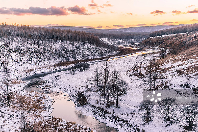 内蒙古阿尔山不冻河风光图片素材
