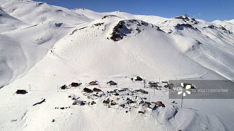 土耳其埃尔祖鲁姆雪山美景图片素材
