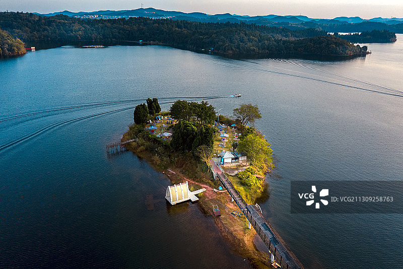 仙海情人桥图片素材