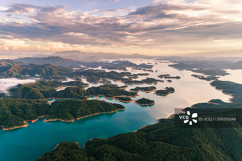 广东河源万绿湖风光图片素材