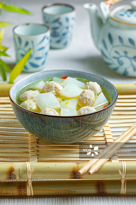 萝卜炖肉丸子图片素材