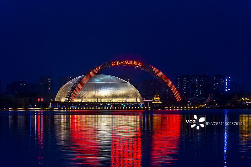 水城明珠大剧场夜景图片素材