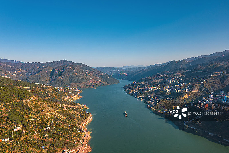 航拍恩施市巴东县长江三峡风光图片素材