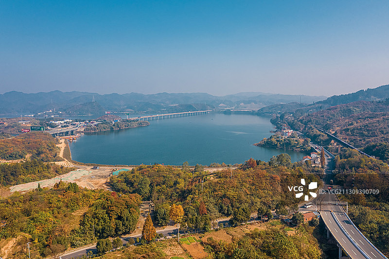 航拍十堰武当太极湖图片素材