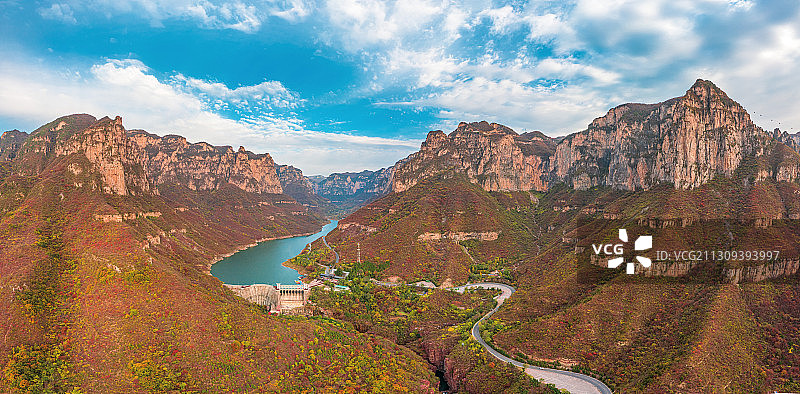 航拍云台山秋色图片素材