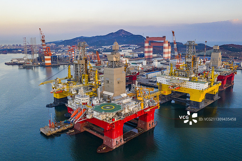 海上平台制造图片素材