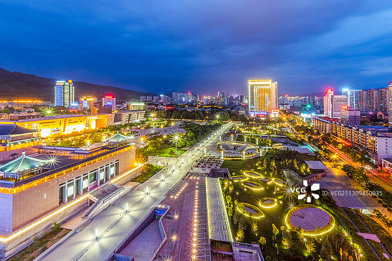 西宁城市夜景图片素材