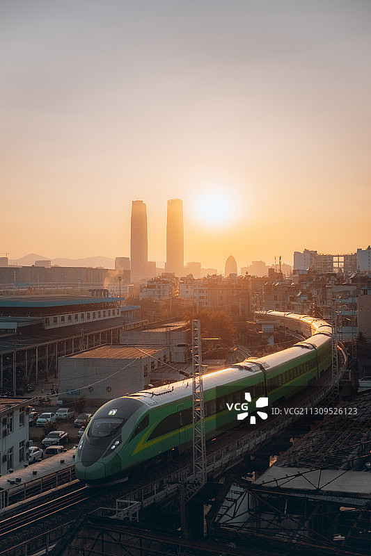 日落复兴号图片素材