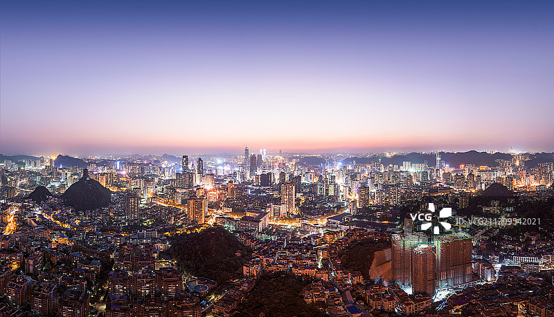 贵州省贵阳市云岩区东山电视塔全景图图片素材