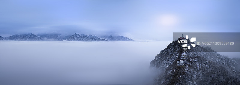 西安市秦岭终南山南五台景区云海图片素材