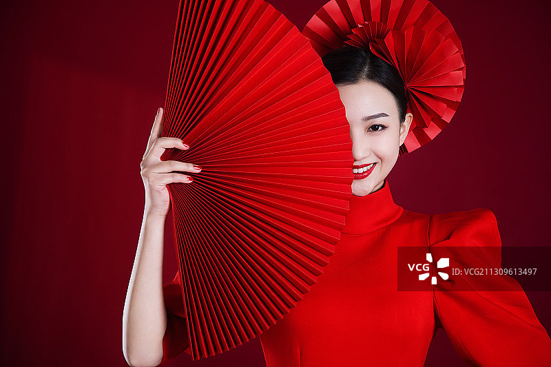 中国红,折扇,年青女人,眼睛图片素材