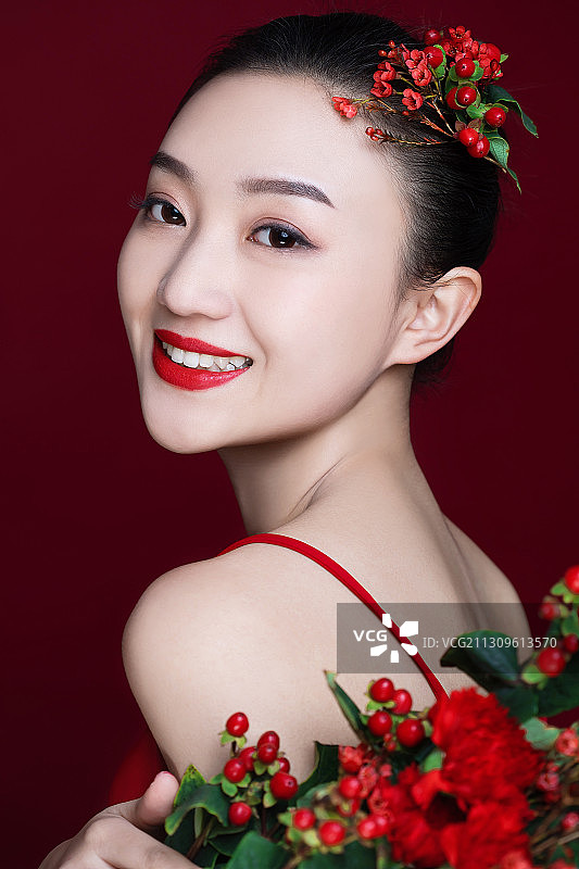 节日,年青女子笑容特写图片素材