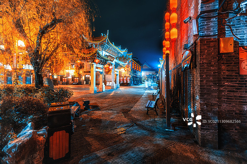 东关戏台夜色2+东关街（扬州）图片素材