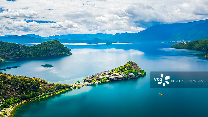 云南丽江宁蒗县泸沽湖里格半岛美景自然风光图片素材