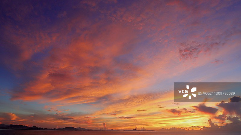 日出东方霞万里图片素材