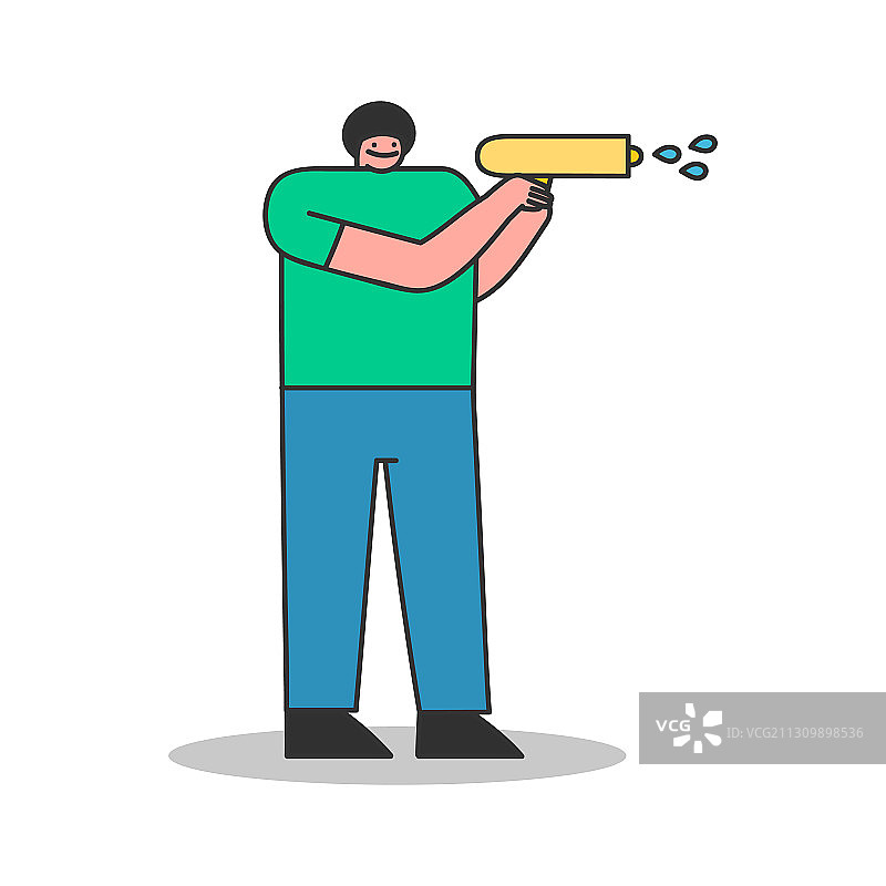男人用水枪射击夏日清凉图片素材