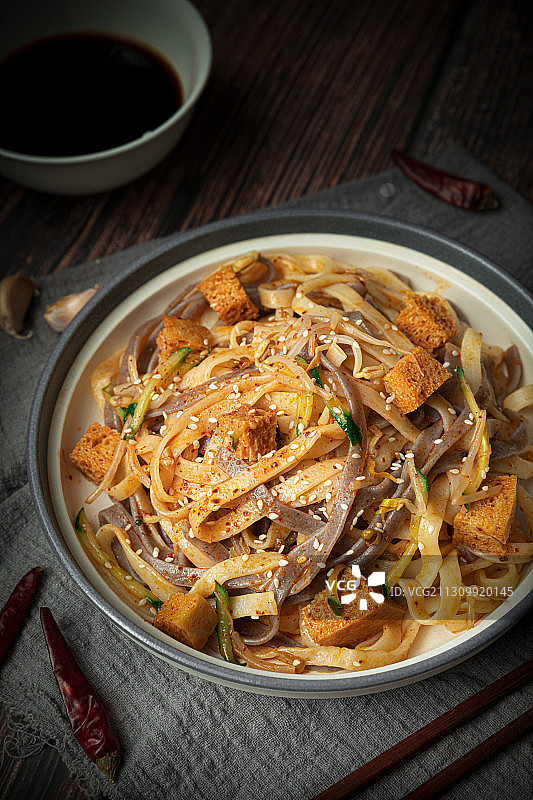 擀面皮图片素材