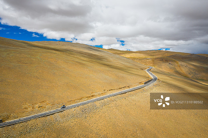 中国西藏聂拉木G318国道高原自然风光图片素材