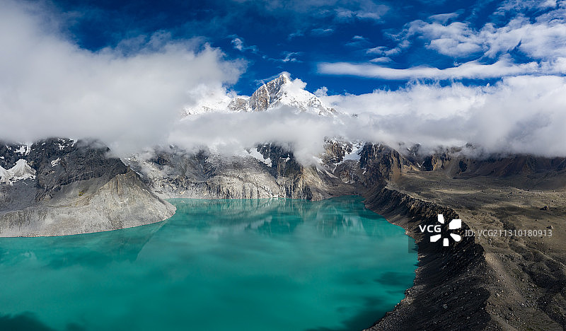 中国西藏聂拉木县希夏邦马峰雪山自然风光图片素材