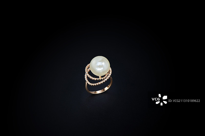 珠宝 戒指 钻石 珍珠 玫瑰金图片素材