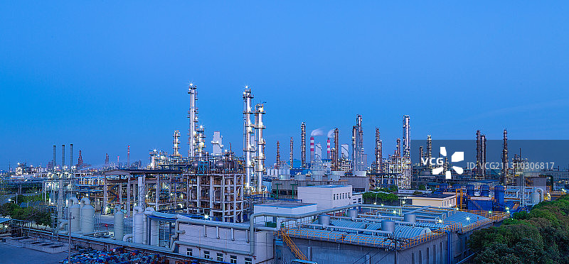 现代石油化纤工业图片素材