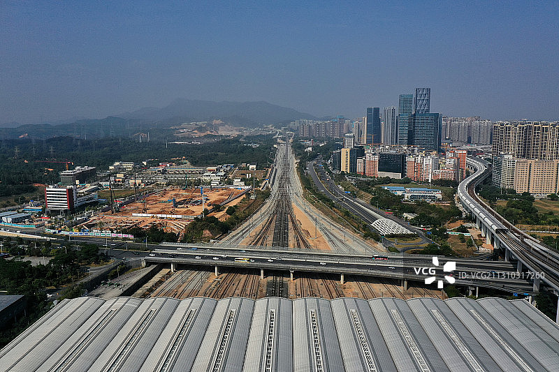 广东省深圳市龙华区深圳北站红山方向图片素材