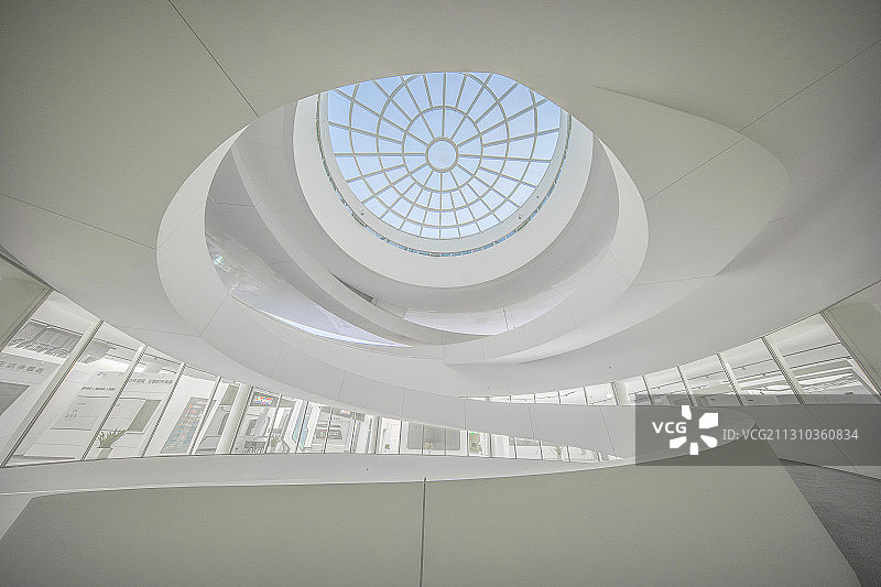 “网谷之眼”螺旋楼梯拱墅智慧网谷小镇的城市展示中心图片素材