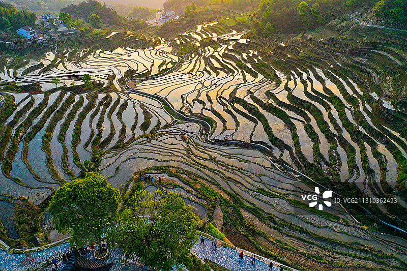雾云山梯田图片素材