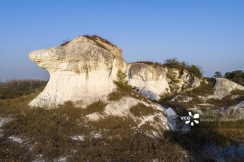 地质公园矿山矿石造型犹如动物形象图片素材