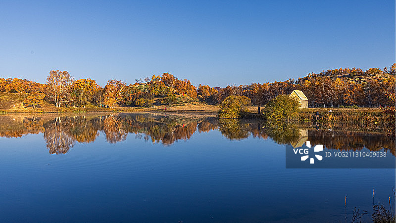 秋日公主湖图片素材