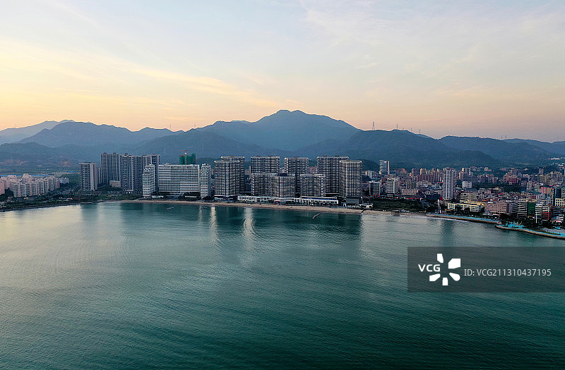 广东省惠州市大亚湾霞涌街道东能银滩黄昏航拍图片素材