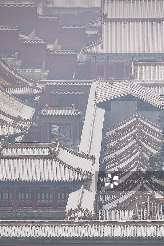 登高望皇城，飞白满乾坤图片素材