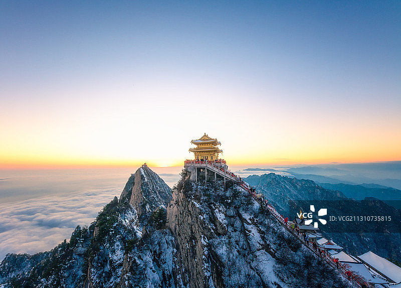 天上人间老君山图片素材