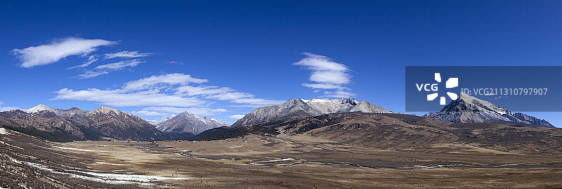 格聂群山图片素材