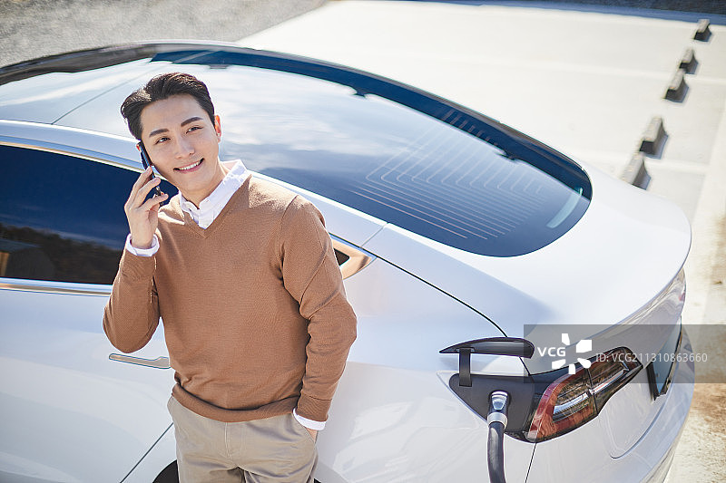 电动汽车、充电站、环境保护、替代能源、电池充电器、第四次工业革命图片素材